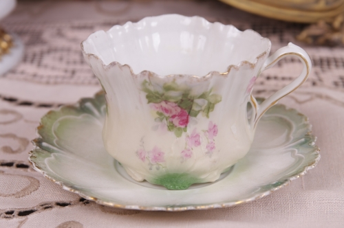 RS Prussia 컵&amp;소서 RS Prussia Cup &amp; Saucer circa 1880
