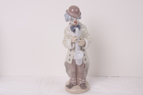 Lladro의 &quot;슬픈 섹스폰을 부는 광대&quot; 1985 / Lladro &quot;Sad Sax&quot; Clown Figurine circa 1985