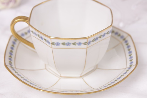 Guerin 리모지 찻잔 1891 - 1932 / Guerin Limoges Factory Decorated Cup &amp; Saucer circa 1891 - 1932
