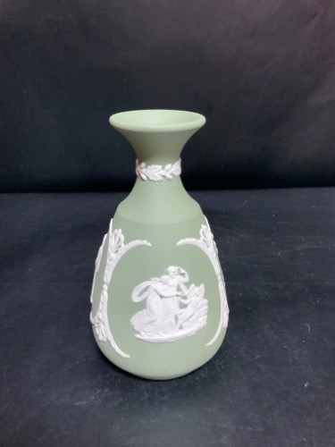 웨지우드 제스퍼웨어 세지 그린 솔리드 벋 베이스 Wedgwood Jasperware Sage Green Solid Bud Vase 1962