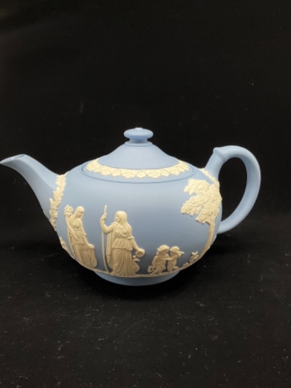 웨지우드 제스퍼웨어 라벤더 티팟  Wedgwood Jasperware Lavender Teapot circa 1960