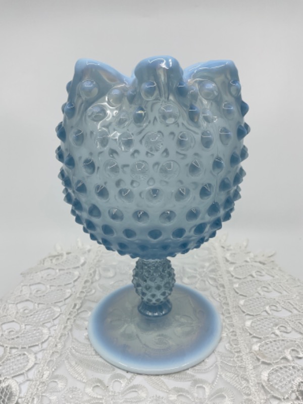 펜톤 블루 유백색 합네일 베이스 Fenton Blue Opalescent Hobnail Vase