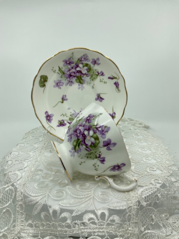 헤머슬리 &quot;빅토리언 제비꽃&quot; 컵&amp;소서 Hammersley &quot;Victorian violets&quot; Cup &amp; Saucer circa 1960