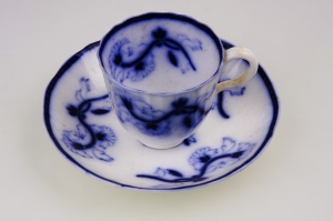 플로우블루 브러시 스트로크 컵&amp;소서 Flow Blue Brush Stroke Cup &amp; Saucer - (Small) circa 1860