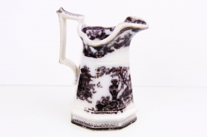 Mulberry Small Pitcher (Adams) 1819 - 1864
