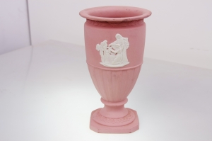 웨지우드 핑크 제스퍼웨어항아리 꽃병 1974 년경Wedgwood Pink Jasperware Urn Vase circa 1974 - 1998