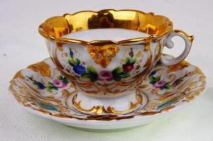 19세기 컵&amp;소 Early Soft Paste Porcelain Cup &amp; Saucer w/ Heavy Gold circa 1850
