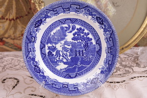 웨지우드 co 블루우 윌로우 접시 &quot;데미지&quot; Wedgwood &amp; Co (Enoch) Blue Willow Plate circa 1900  -AS IS-