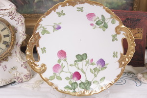 Tressmane &amp; Vogt 공장 데코 핸드페인트 크로버 케이크 플레이트 Tressmane &amp; Vogt Factory Decorated Hand Painted Sweet Clover Cake Plate circa 1896 - 1902
