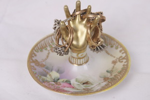 모리무라 핸드페인트 반지걸이 &quot;손&quot; Morimura Hand Painted Ring Dresser &quot;Hand&quot; circa 1911