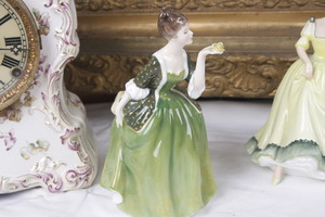 로얄 돌턴 피겨린 &quot;Fleur&quot; 1967 / Royal Doulton Figurine &quot;Fleur&quot; dtd 1967