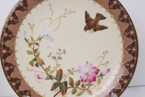 화려한 금으로 식각된 핸드페인트 &quot;Bird &amp; Floral&quot; 플레이트 19th C / Gorgeous 19th C. Hand Painted Gold Etching &quot;Bird &amp; Floral&quot; Plate - #1 