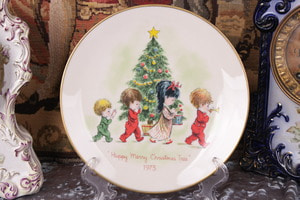 가텀  &quot;Moppets&quot; 크리스마스 플레이트 Gorham &quot;Moppets&quot; First Edition Christmas Plate dtd 1973