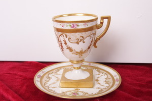 벨릭 발달린 데미타스 (에쏘잔) 컵&amp;소서 Willets Belleek Hand Painted Pedestal Cup &amp; Saucer circa 1900