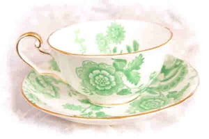 빅토리아 &quot;만다린&quot; 그린 컵&amp;소서 -크레이징 Victoria &quot;Mandarin&quot; Green Cup &amp; Saucer circa 1920 - Crazing