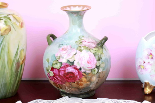 빅토리언 핸드페인트 투핸들 베이스 Victorian Hand Painted  Handled Vase circa 1890