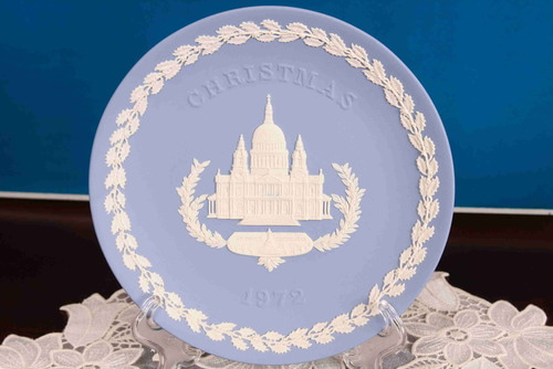 웨지우드 제스퍼웨어 크리스마스 플레이트 --50% 세일  Wedgwood Jasperware Christmas Plate 1972