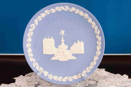 웨지우드 제스퍼웨어 크리스마스 플레이트 --50% 세일 Wedgwood Jasperware Christmas Plate 1971