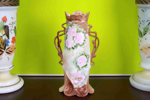 MZ 오스트리아 핸드페인트 화려한 핸들 베이스 MZ Austria Hand Painted Ornate Handled Vase circa 1900