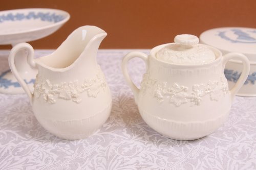 웨지우드 퀸스웨어 아이보리 안 아이보리 에그쉘 크리머&amp;슈거 Wedgwood Queensware Ivory on Ivory Eggshell Creamer &amp; Sugar circa 1975