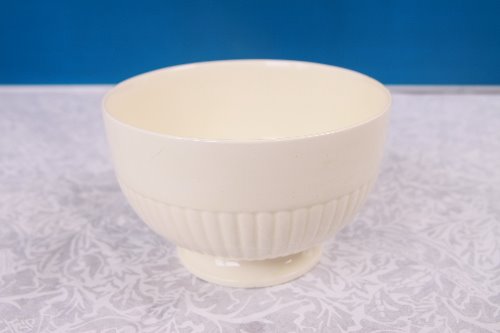 Wedgwood Edme Ivory Small Serving Bowl circa 1950 - AS IS