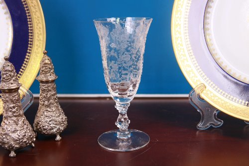 케임브리지 로즈포인트 우아한 유리 스템웨어 Cambridge Rosepoint Elegant Glass Stemware (#3121 stem) circa 1934 - 1958