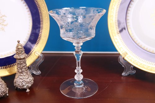 케임브리지 로즈포인트 우아한 유리 스템웨어 Cambridge Rosepoint Elegant Glass Stemware (#3500 Stem) circa 1934 - 1958