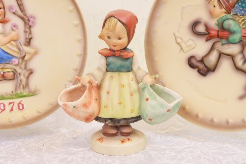 헴멜l &quot;어머니의 달링&quot; 피겨린 Hummel &quot;Mother&#039;s Darling&quot; Figurine (TMK-2) 1950-1955