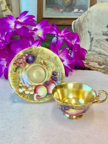 앤슬리 &quot;오차드 과일&quot; 컵&amp;소서 Aynsley “Orchid Fruit” Cup &amp; Saucer circa 1950