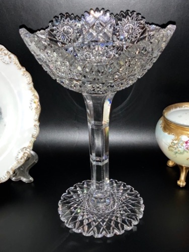 화려한 시대 (19세기) 컷 글래스 (크리스탈) 키가 큰 캄포트 Brilliant Period Cut Glass (Crystal) Tall Compote circa 1900
