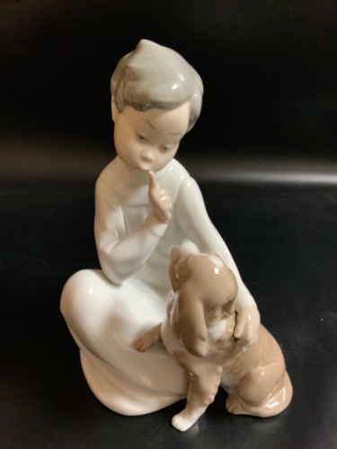 야드로 &quot;Boy With Dog&quot; 피겨린 Lladro &quot;Boy With Dog&quot; Figurine retired 1977