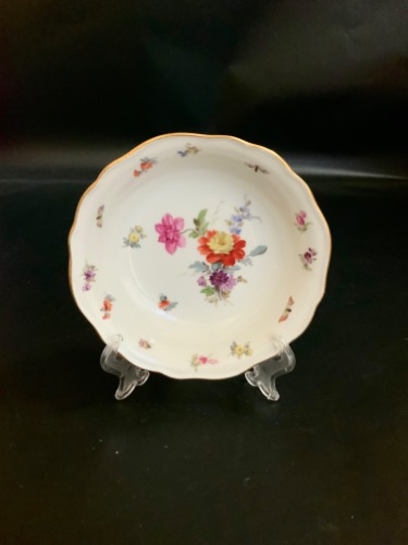 Meissen Hand Painted &quot;Flowers &amp; Insects&quot; Berry Bowl circa 1815-1924
