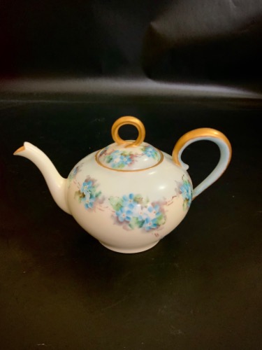 리모지 핸드페인트 일인용 티 팟 Limoges Hand Painted Individual Tea Pot circa 1920