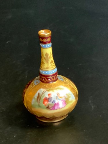 Ackerman &amp; Fritze 핸드페인트 미니쳐 베이스  Ackerman &amp; Fritze Hand Painted Miniature Vase circa 1910