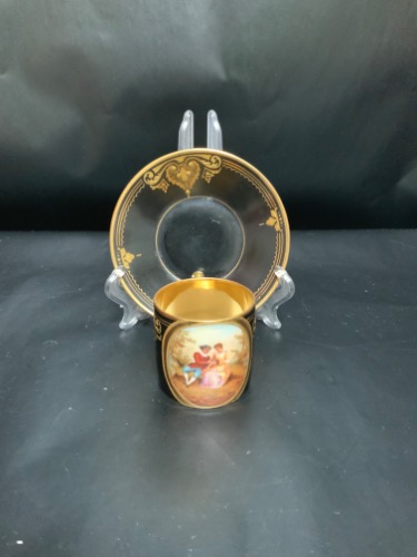 오스트리아 핸드페인트 풍경 데미타스 W/ 골드 길딩 컵&amp;소서  Austria Hand Painted Scenic Demitasse w/ Gold Gilding circa 1908