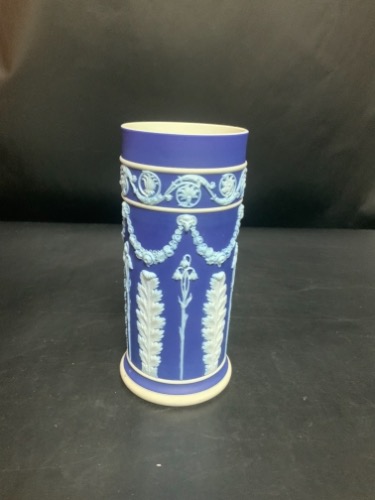 웨지우드 제스퍼웨어 코발 블루 딥 실린더 화병  Wedgwood Jasperware Cobalt Blue Dip Cylinder Vase circa 1908-1941