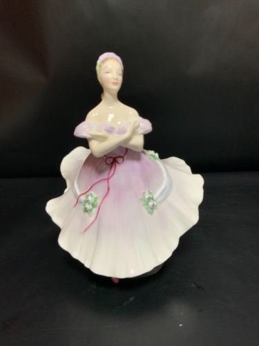 로얄 돌턴 피겨린 &quot;발레리나&quot; Royal Doulton Figurine &quot;The Ballerina&quot;  circa 1952 -  HN 2116 First Version!