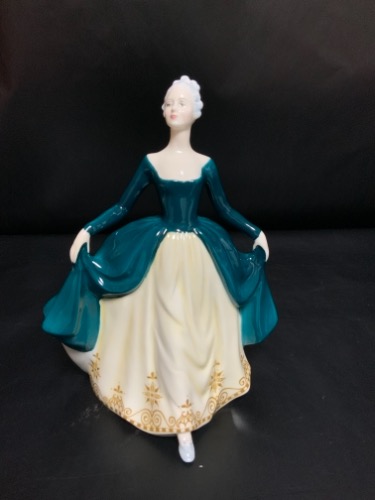 로얄 돌턴 피겨린 &quot;리갈 레이디&quot; Royal Doulton Figurine &quot;Regal Lady&quot;  HN 2709 circa 1974