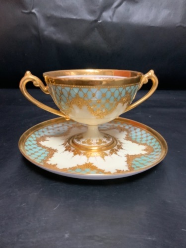 드레스덴 핸드페인트 투핸들 굽있는 컵&amp;소서-최고 중에 초고- Dresden Hand Painted 2 Handled Pedestal Cup and Saucer circa 1900 - Best of the Best !!!