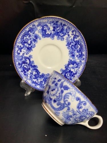 민톤 &quot;Claremont&quot; 페턴 블루 &amp;화이트 오버 싸이즈 컵&amp;소서 Minton &quot;Claremont&quot; Pattern Blue &amp; White Oversized Cup &amp; Saucer circa 1863-1872