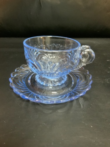 케임브리지 블루 카프리스 우아한 유리 컵&amp;소서 Cambridge Blue Caprice Elegant Glass Cup &amp; Saucer circa 1940