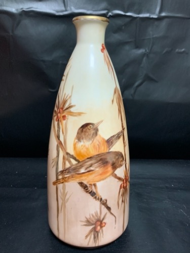 OE &amp; G  로얄 오스트리아 핸드페인트 버드 베이스 OE &amp; G Royal Austria Hand Painted Bud Vase circa 1900