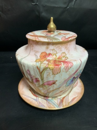 화려한 초기 돌턴 핸드페인트 비스킷 항아리와 언더플레이트 Gorgous Early Doulton Hand Painted Biscuit Jar with Underplate circa 1891 - 1901
