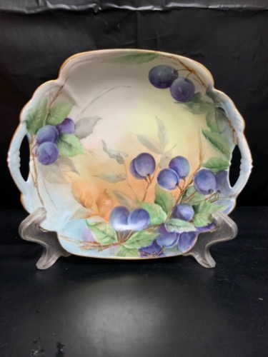 Coiffe 리모지 핸드페인트 투핸들 서빙 볼 Coiffe Limoges Hand Painted 2 Handle Serving Bowl circa 1900