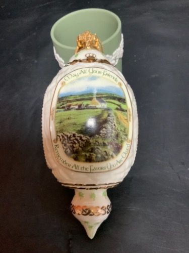 Bradford &quot;아일랜드 축복&quot;도자기 장식 Bradford &quot;Irish Blessings&quot; Heirloom Porcelain Ornament Collection by Edmund Sullivan dtd 2000