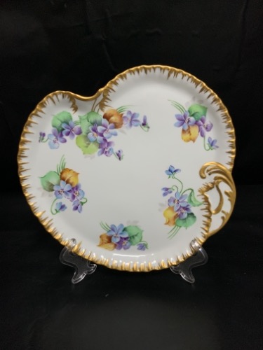 빅토리언 핸드페인트 &quot;제비꽃&quot; 드레서 트레이 Victorian Hand Painted &quot;Violets&quot; Dresser Tray circa 1900