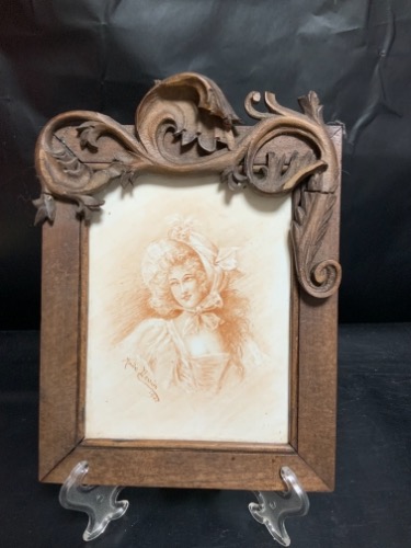 빅토리언 핸드페인트 타일 인 블랙 포레스트 월넛 프래임-아티스트 서명 Victorian Hand Painted Tile in Black Forest Walnut Frame - Artist Signed &amp; Dated 1901