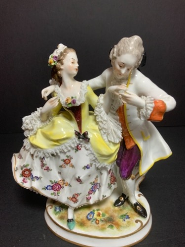 19세기 카포디몬테 피겨린 19th C Capodimonte  Figural Couple circa 1880