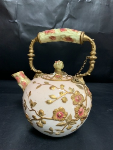 19세기 잉글리쉬 핸드페인트 개인 티팟 19th C. English Hand Painted Individual Teapot