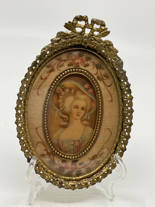 빅토리언 프린트 인 오네이트 미니어쳐 프레임 W/핸드페인트 벨벳 보더 Victorian Miniature Print in Ornate Frame w/ Hand Painted Velvet Border